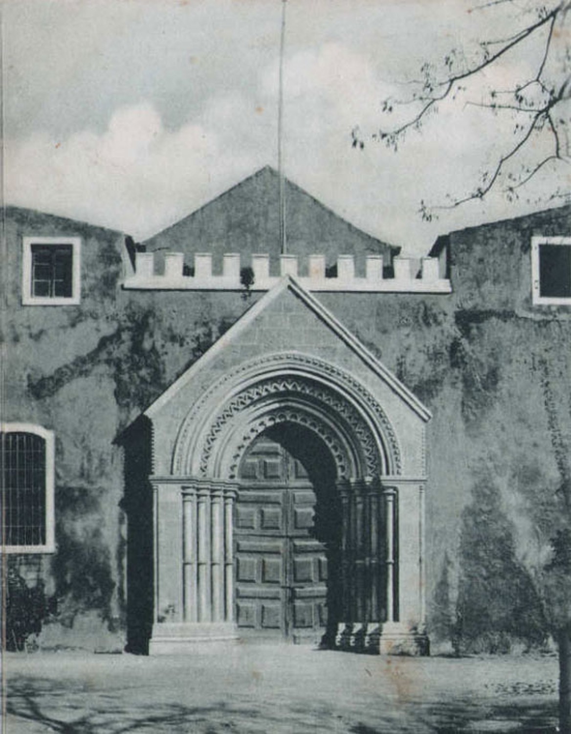 Pórtico do Convento de São Francisco