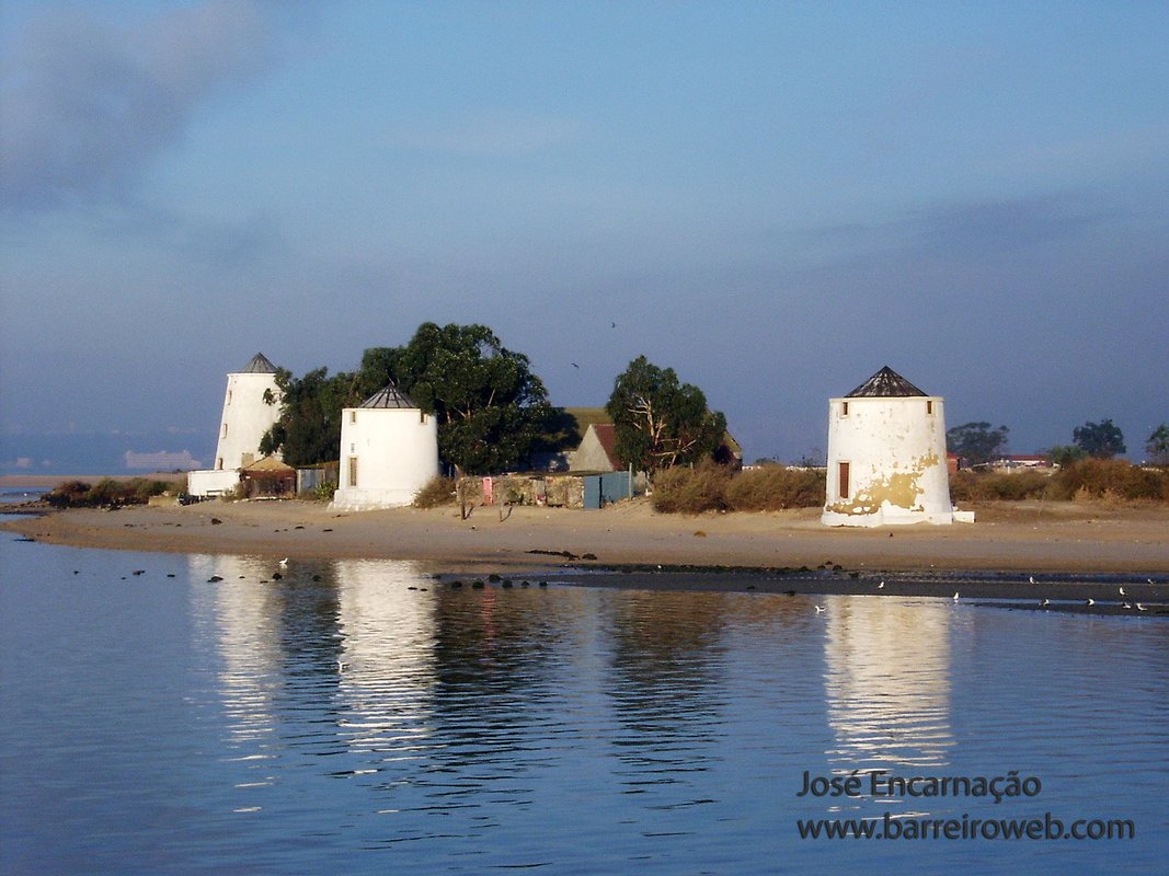 Alburrica e o seu património Moageiro.jpg
