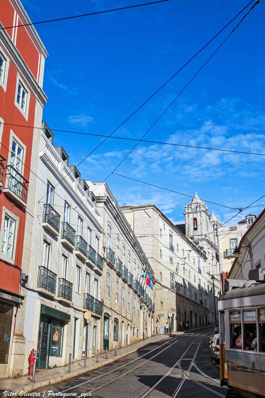 Calçada do Combro - Lisboa - Portugal (52519802733).jpg