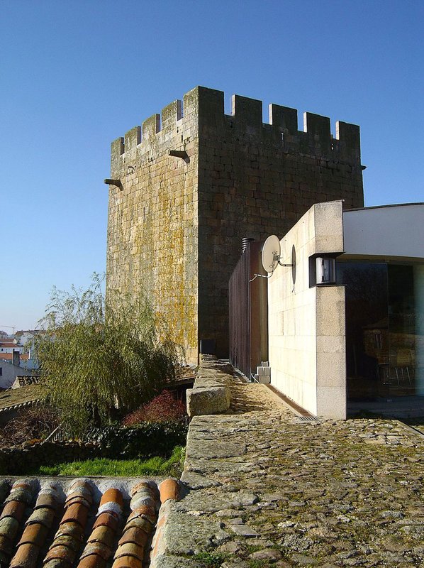 Castelo de Pinhel - Portugal (474937722).jpg