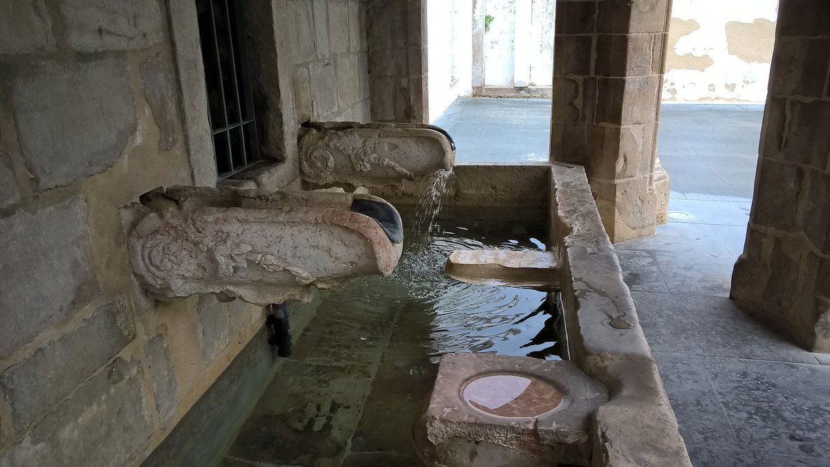 Chafariz dos Canos Torres Vedras 3.jpg