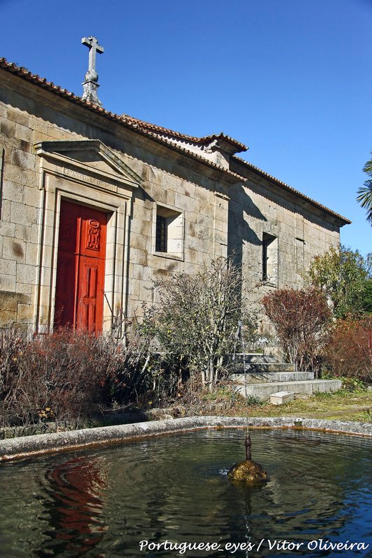 Convento de Nossa Senhora da Oliva - Tojal - Portugal (8867171604).jpg
