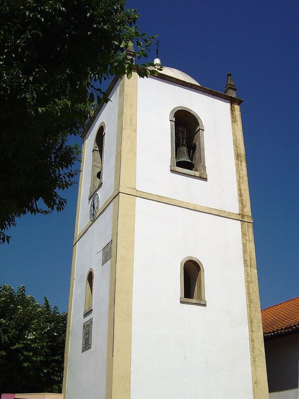 Igreja Matriz de Penacova - Portugal (192481681).jpg