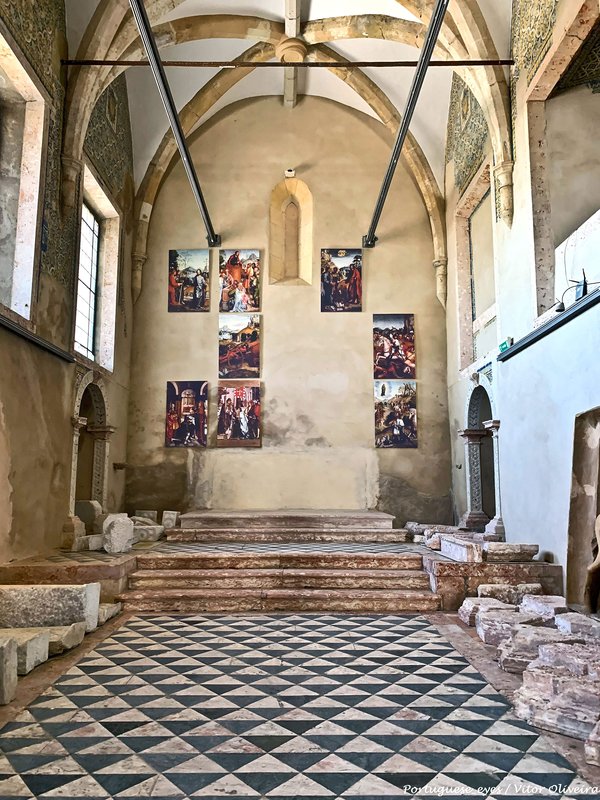 Igreja de São Tiago - Palmela - Portugal (49164544392).jpg