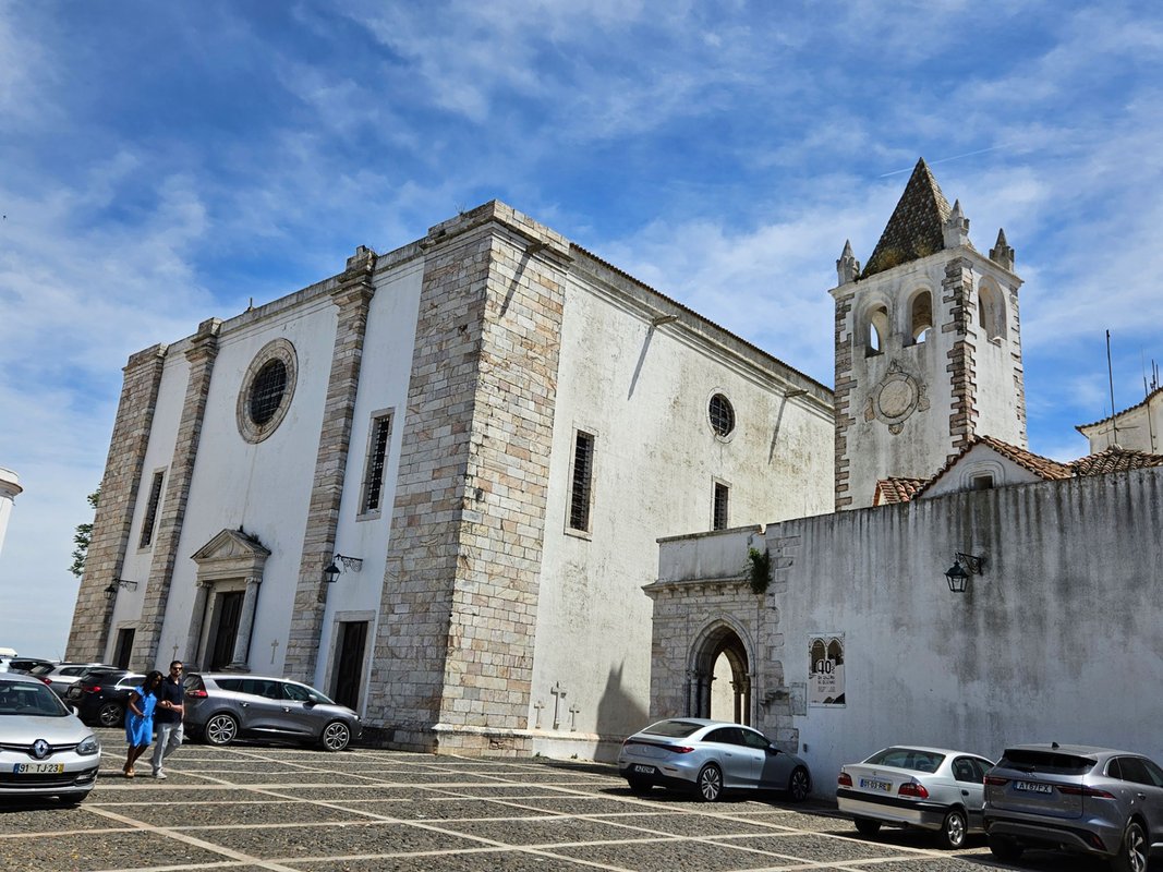 Igreja de Santa Maria, Paços do Concelho Medievais, Estremoz 01.jpg