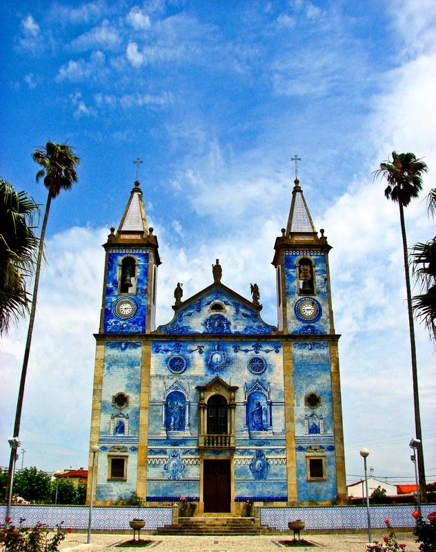 Igreja de Santa Marinha 'Azul'.jpg