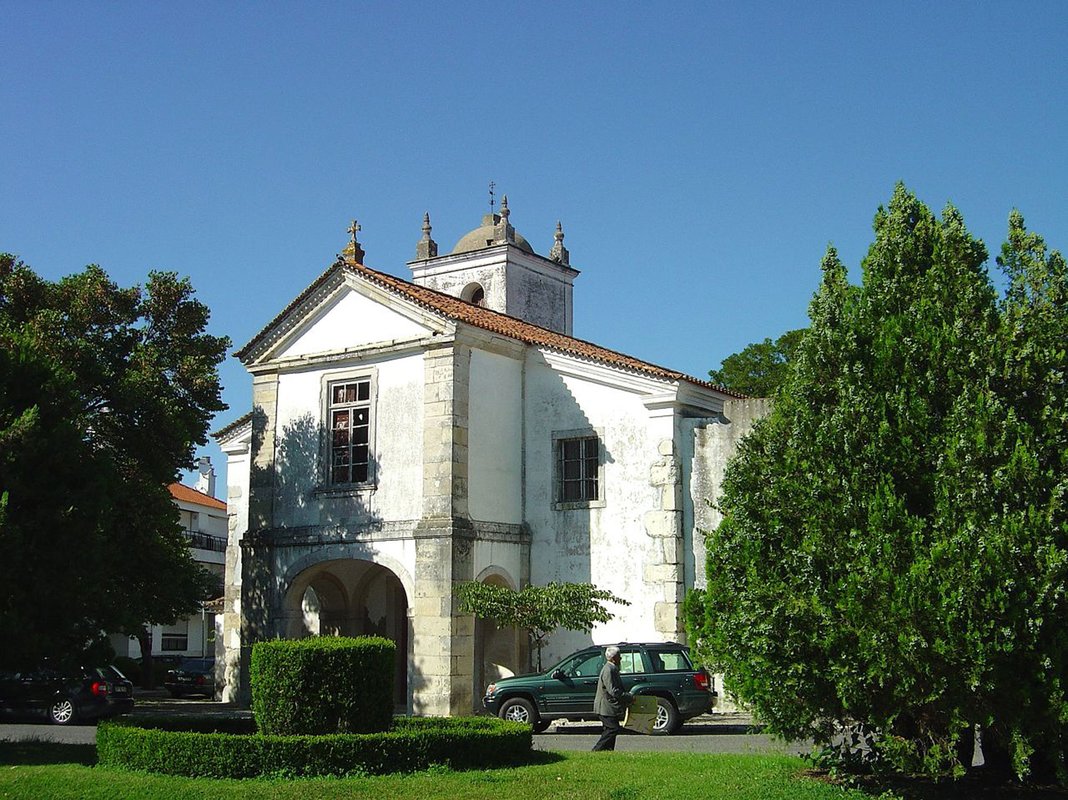 Igreja de Sta. Maria da Alcáçova - Santarém - Portugal (2476976642).jpg