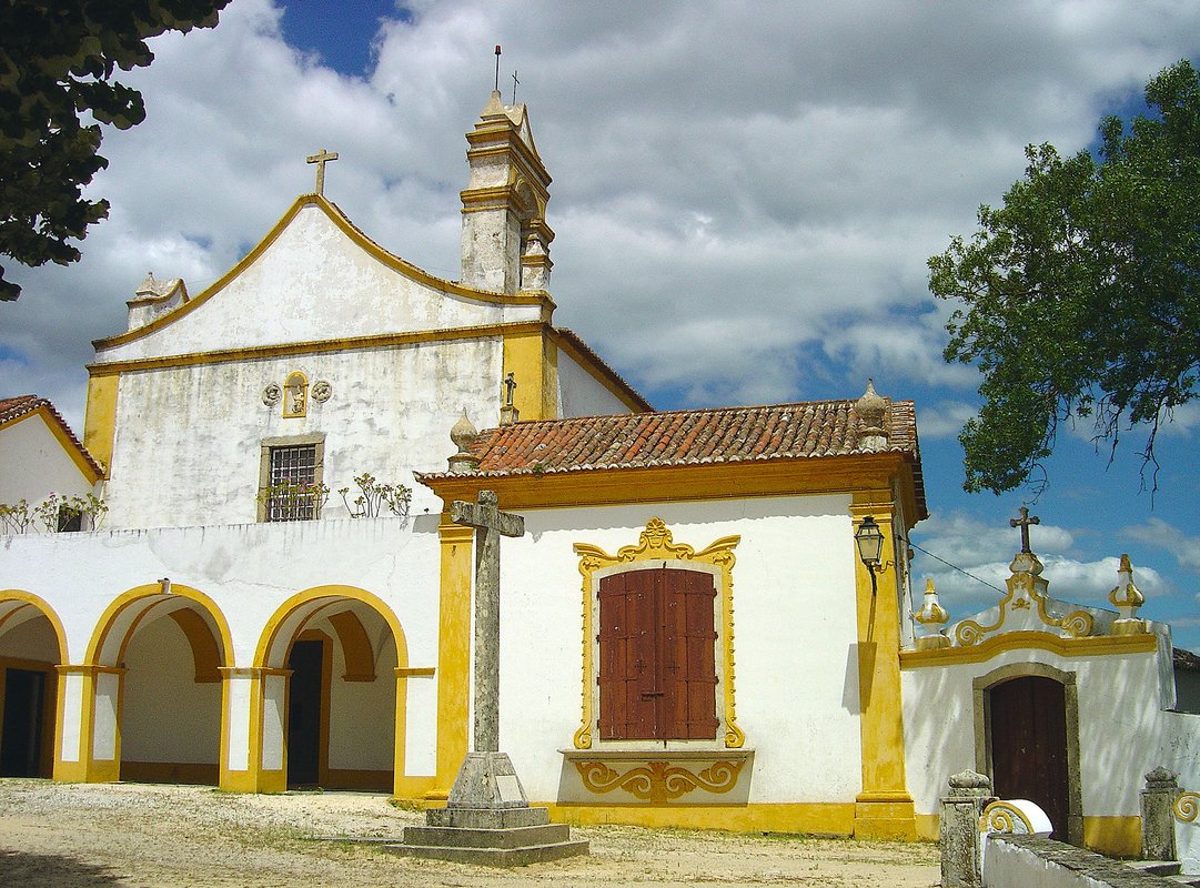 Igreja do Convento de Santa Maria da Caridade - Sardoal - Portugal (2671676003).jpg