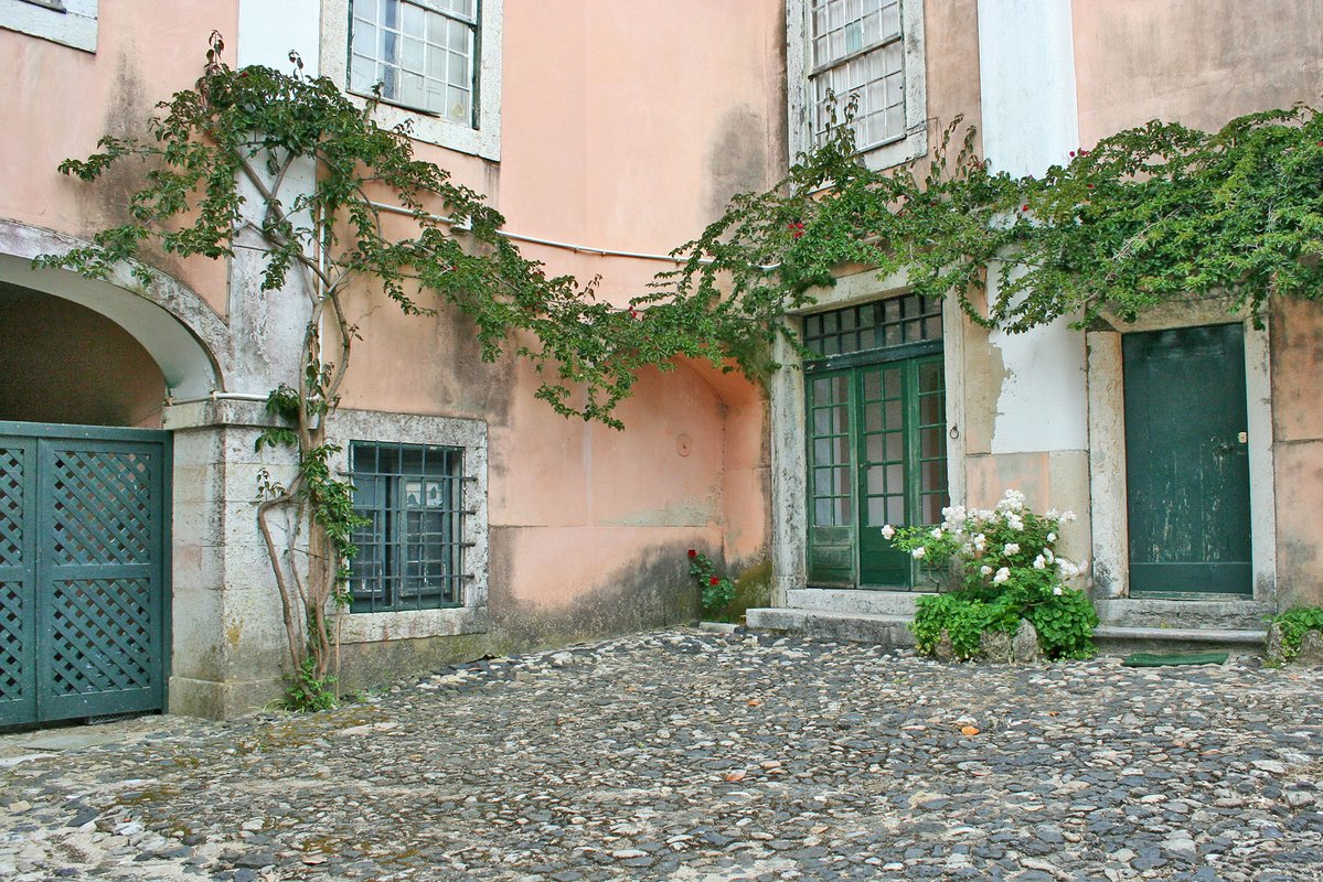 Palácio do Monteiro-Mor 0002.jpg