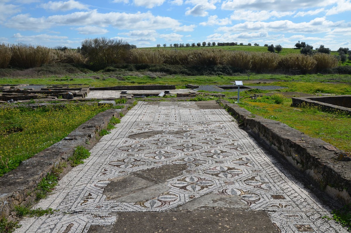 Roman Villa of Pisões, Portugal (16613800538).jpg