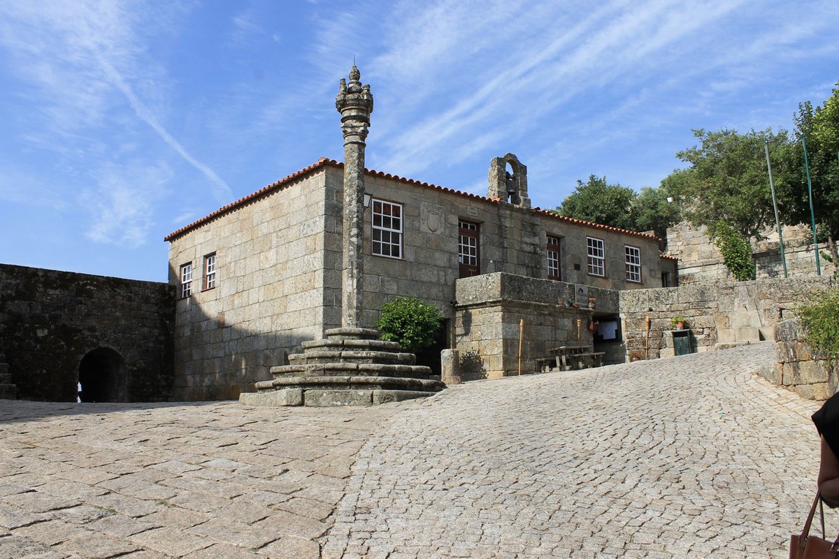 Sortelha (pelourinho).jpg