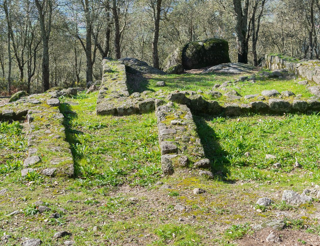 South domus of the Monte Padrao hill fort (3).jpg