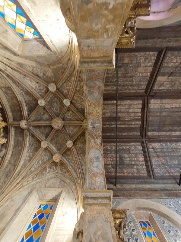 Vista para tratamento do arco triunfal da Capela de Santa Iria.jpg