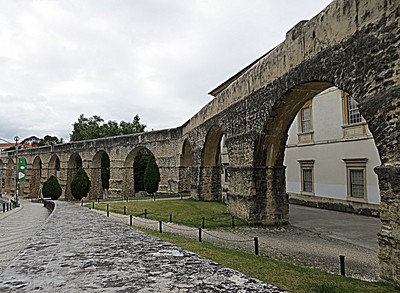 Aqueduto de São Sebastião - panoramio.jpg