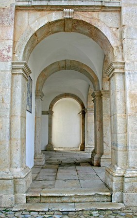 Arches (2079215830).jpg