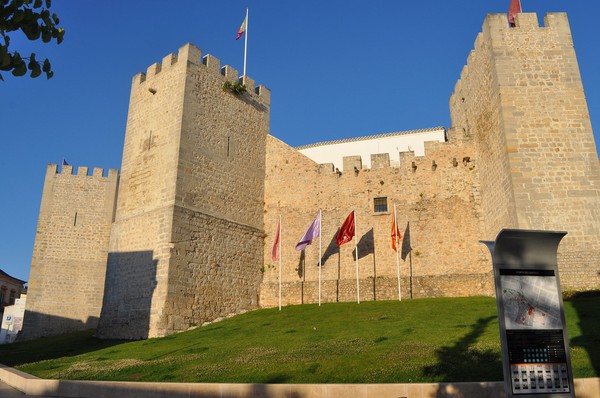 CASTELO DE LOULÉ 1.jpg