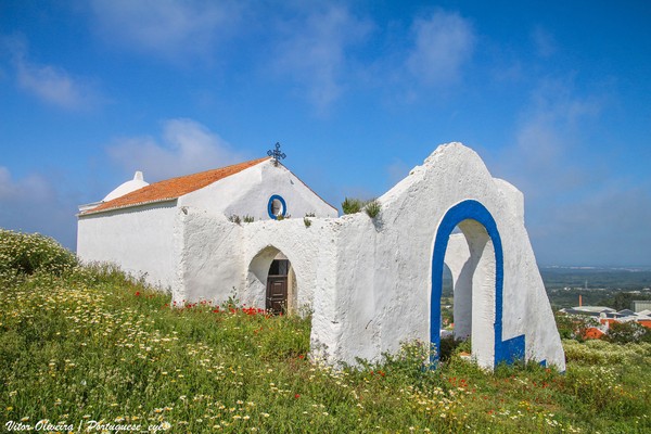 Capela de São Pedro - Santiago do Cacém - Portugal 🇵🇹 (53741051157).jpg