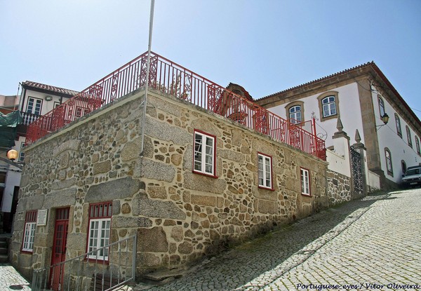 Casa das Obras - Manteigas - Portugal (49546981771).jpg