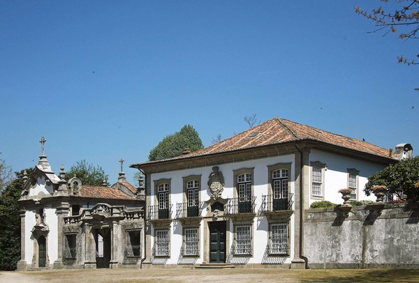 Casa de Caneiros - Portugal (34420751321).jpg