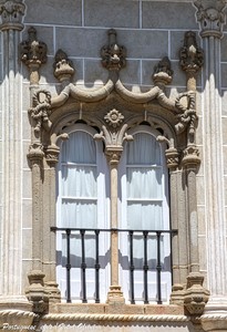 Casa de Garcia de Resende - Évora - Portugal (51714243713).jpg