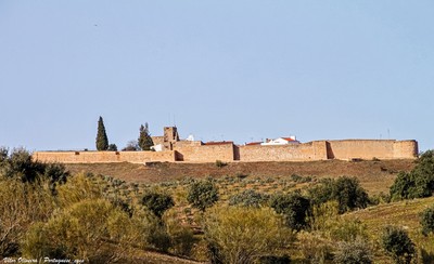 Castelo de Ouguela - Portugal (52172431324).jpg