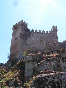 Castelo de Penedono (5987339984).jpg
