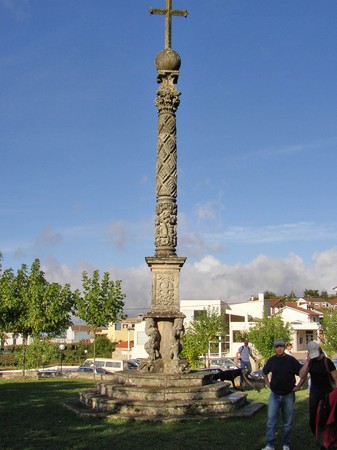 Cruzeiro de Roge.jpg