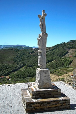 Cruzeiro do Senhor dos Aflitos - Crestelo - Portugal (7346476388).jpg