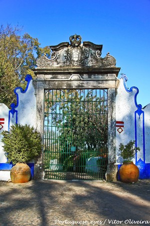 Entrada da Tapada Real de Vila Viçosa - Portugal (11311162786).jpg