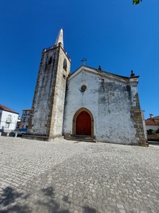 Frente da Igreja matriz do Sardoal em 2023.jpg