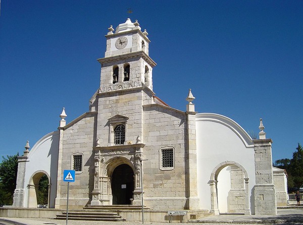 Igreja Matriz da Atalaia - Portugal (279271326).jpg