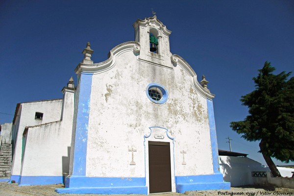 Igreja Paroquial de São Gregório - Portugal (19014848948).jpg