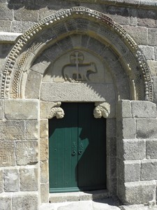 Igreja de Bravães, Ponte da Barca (4978619885).jpg