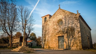 Igreja de Longos Vales.jpg