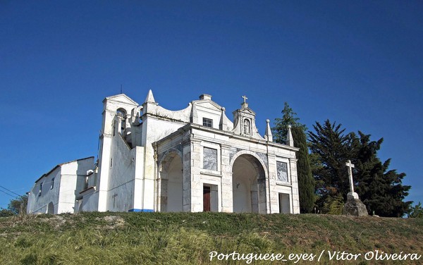 Igreja de Nossa Senhora da Graça do Divor - Portugal (5788124412).jpg