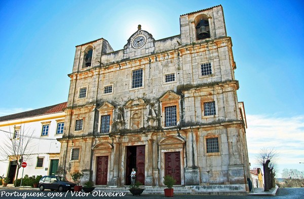 Igreja de São Bartolomeu - Vila Viçosa - Portugal (9033739980).jpg