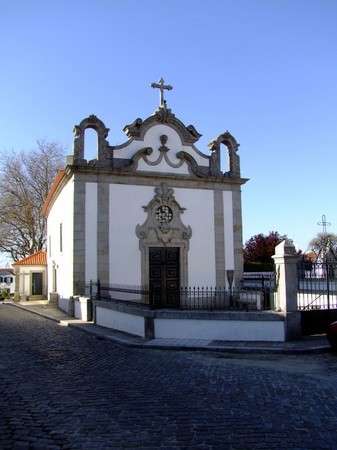Igreja de São Miguel de Nevogilde.jpg