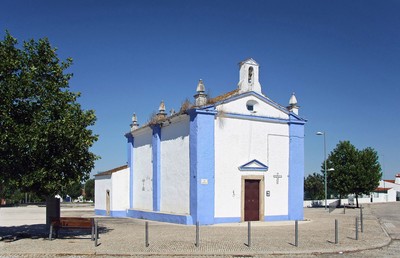 Igreja de Santa Clara - Sabugueiro - Portugal (19016271279).jpg