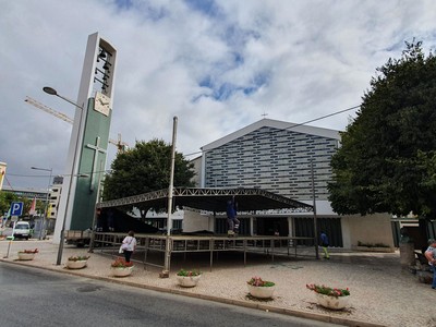 Igreja de Santo António de Moscavide 04.jpg