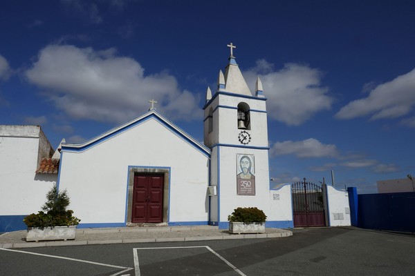 Igreja paroquial de Nossa Senhora do Rosário.jpg