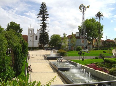Jardim de Telheiras - Lisboa - Portugal (2023497673).jpg