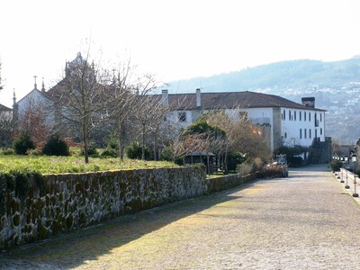 Leaving the monastery behind (4037895574).jpg