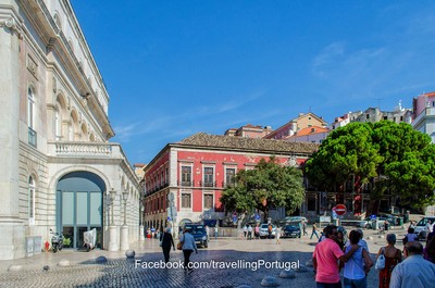 Lisboa Largo de Sao Domingos (22918446406).jpg