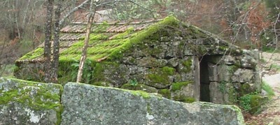 Moinho de Assureira (4279562637) (cropped).jpg