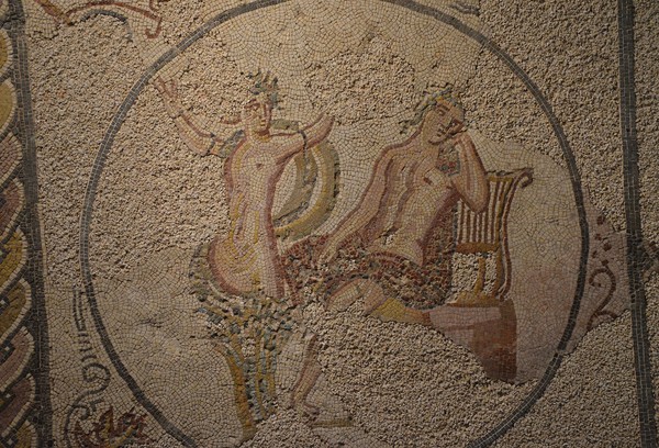 Mosaic floor depicting Apollo and Daphne, from the Villa Torre de Palma near Monforte, 3rd-4th century AD, National Archaeology Museum of Lisbon, Portugal (12973823165).jpg