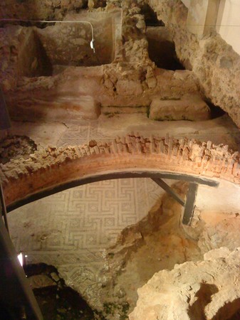 Mosaico em Olisipo.jpg