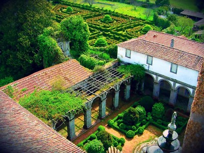 Mosteiro da Junqueira - Jardim Interno.jpg