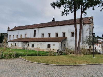 Mosteiro de Santa Maria de Cós 01.jpg