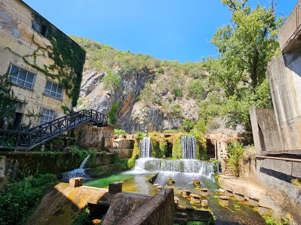 Nascente do Rio Almonda, Almonda, Zibreira, Casais Martanes, Pedogão, Torres Novas 03.jpg