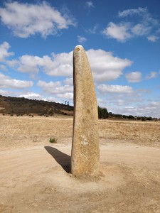OuteiroMenhir1.jpg